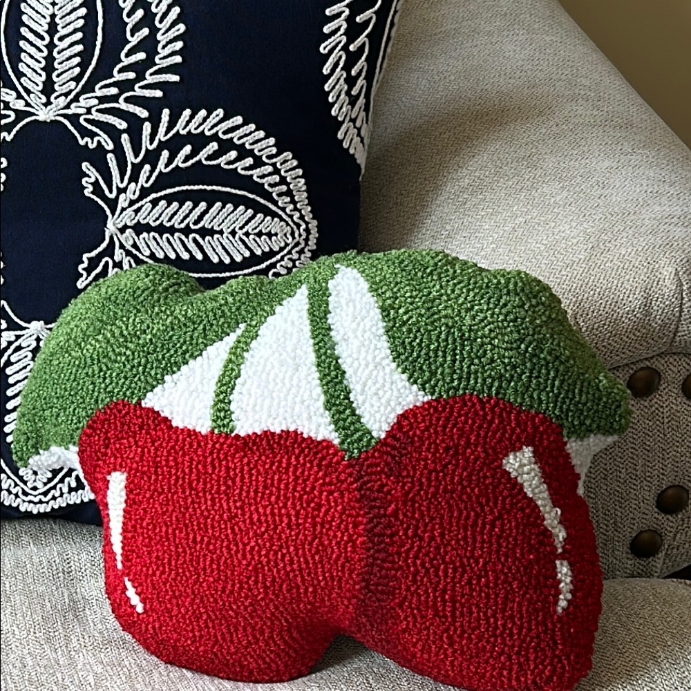 NEW! Vintage Inspired Large Cherry Accent Throw Pillow - Picture 6 of 7